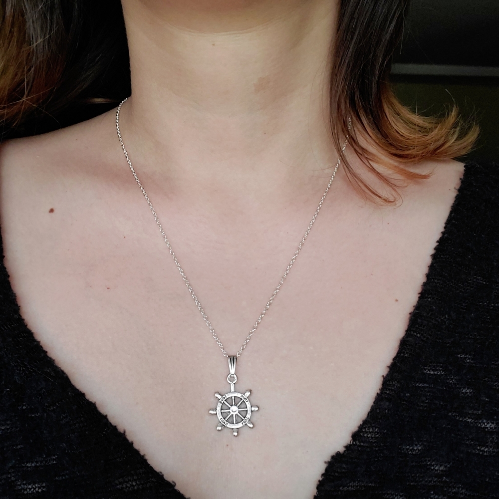New Silver Ship Wheel Necklace - Picture 10 of 12